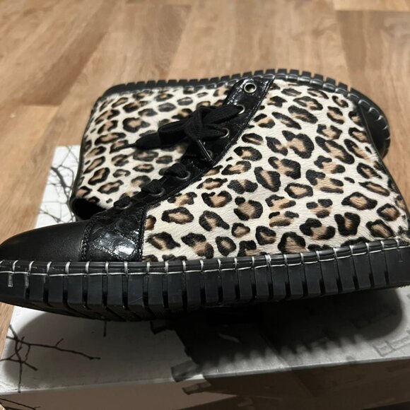 Andia Fora Leopard Print Platform Sneaker Boot - Picture 7 of 12